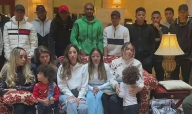 边境关闭 没燃料 被困酒店 巴西球员向巴政府求救