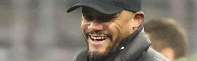 开云下载-孔帕尼：不认为上半场对手踢得更好；得在强度和消耗间找平衡