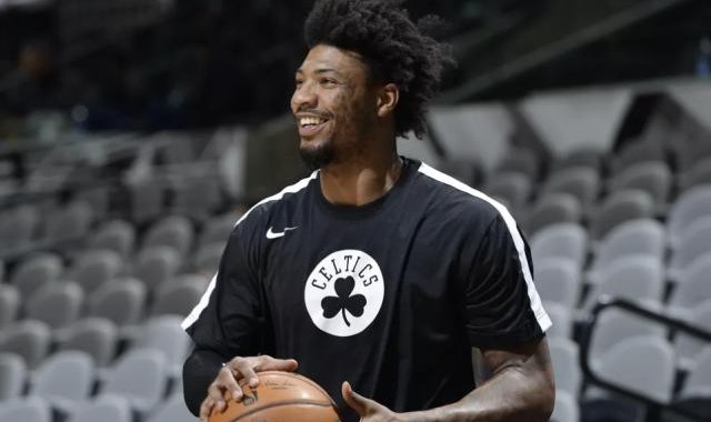 开云下载-斯马特明日将迎来复出 下半赛季绿军有望重回正轨