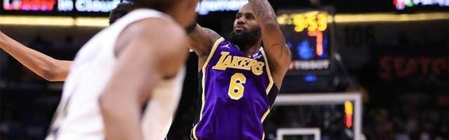 开云-再遇里程悲！詹姆斯空砍39分湖人附加赛席位不保