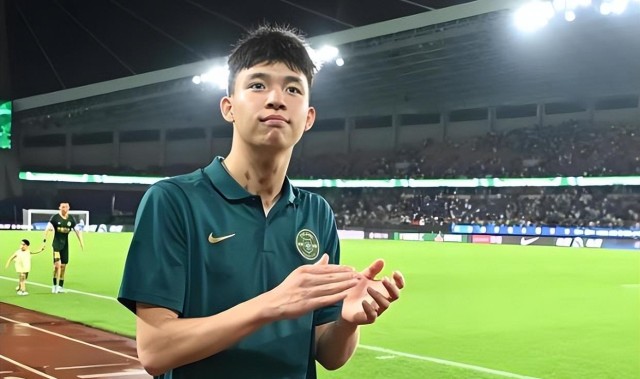 开云下载-他原本是上港本土后腰位置离队第一热门，如今却还没走，引发热议