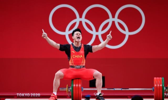 kaiyun-国手摘取七金创新高 塔拉哈德泽无愧“第一大力士”