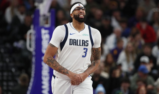 kaiyun-邦纳：浓眉又贵又脆 莫兰特有场下的问题 换来他俩都是灾难