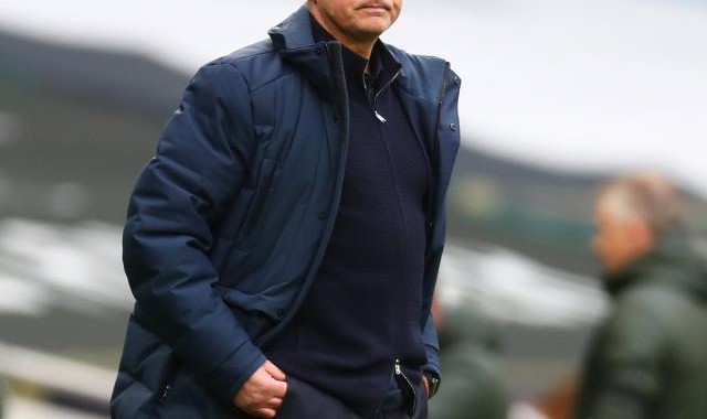 开云官网-林良锋：穆里尼奥已非穆里尼奥，他只剩大巴和苟活