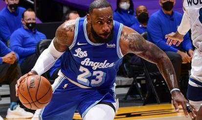 开云-砍三双 当老板 声援亚裔 老詹诠释什么叫优质偶像